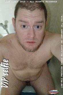 Naked On The Toile